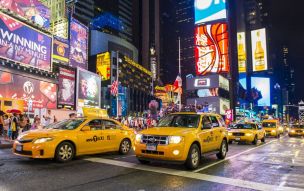 Фреска Желтые машины в Нью-Йорке
